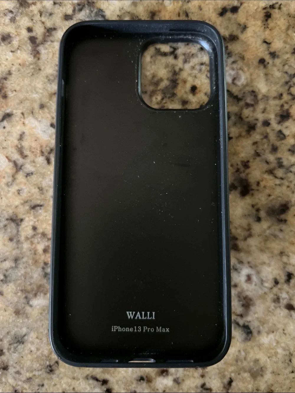 Heart Print Phone Wallet Case with Black Strap